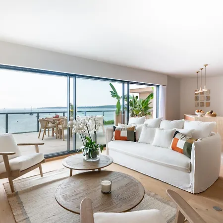 Διαμέρισμα Charming Sea View - 2 Br Κάννες