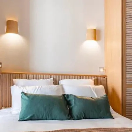 Charming Sea View - 2 Br Κάννες